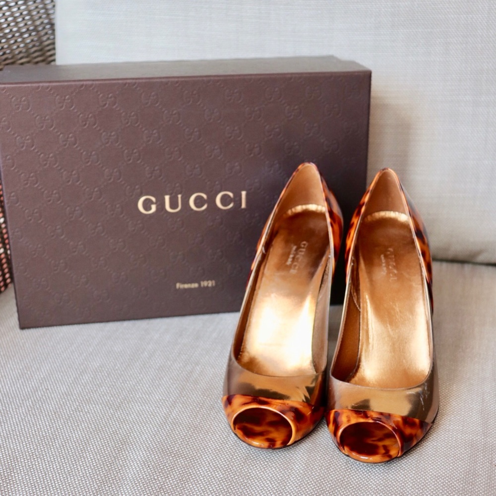 SOLD 🌟Host Pick🌟 GUCCI Tortoise Shell Metallic Pumps - Picture 2 of 8
